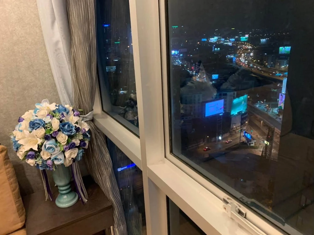 ให้เช่า ชีวาทัย ราชปรารภ ติดริมถนน ไม่ต้องเดินเข้าซอย ชั้นสูง ตกแต่งฟังก์ชั่นครบ รีบจองเลย