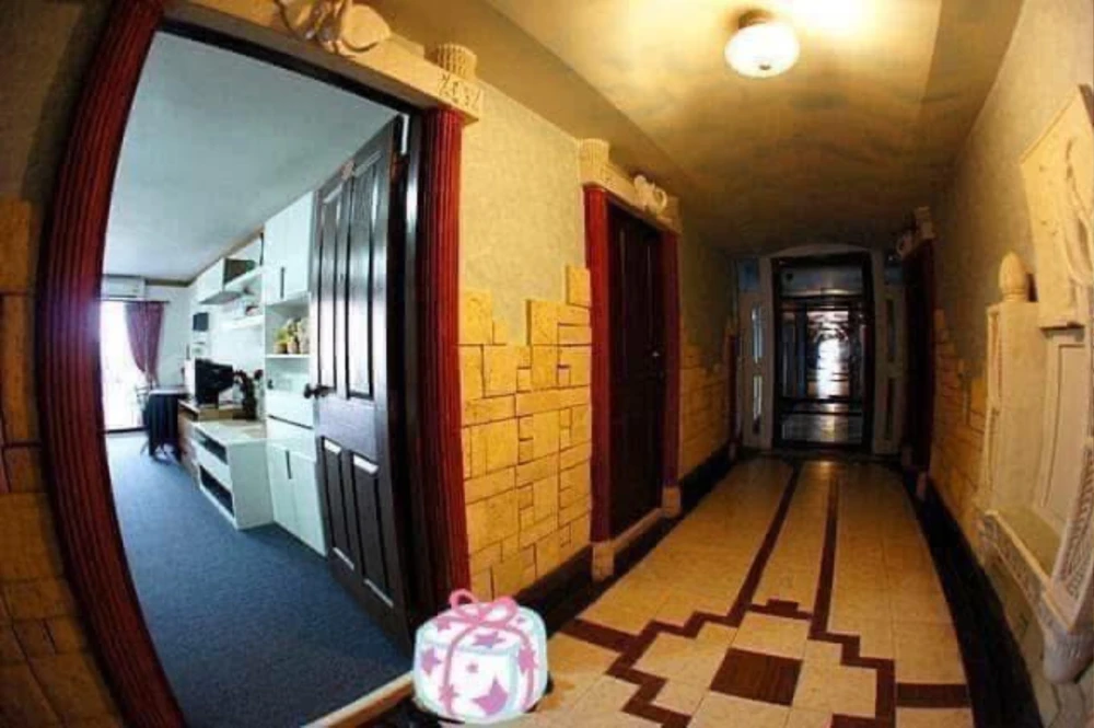 ให้เช่า ฌ็องเซลิเซ่ ติวานนท์ ตึก K ชั้น 5 ขนาด 33 ตรม ติดวอลเปเปอร์อย่างดี พร้อมเฟอร์เริ่ดๆ รีบคว้าไว้เลย