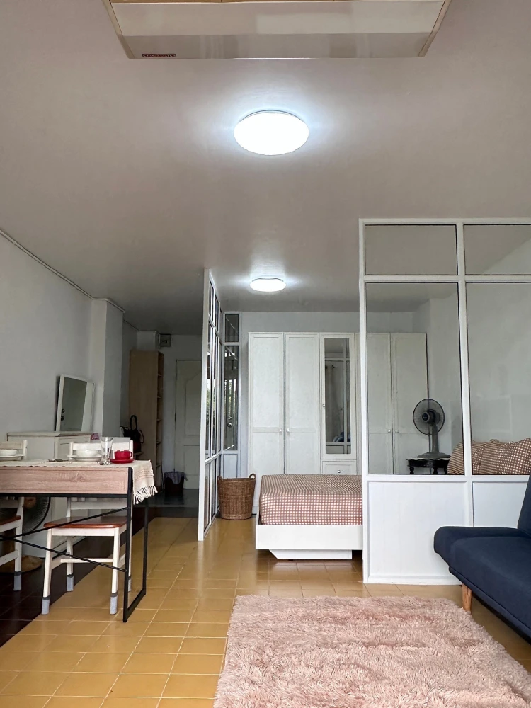 ให้เช่า ฌ็องเซลิเซ่ ติวานนท์ มีให้ครบทั้ง เฟอร์ แอร์ เครื่องใช้ไฟฟ้า ลากกระเป๋า พร้อมเข้าอยู่ได้เลย