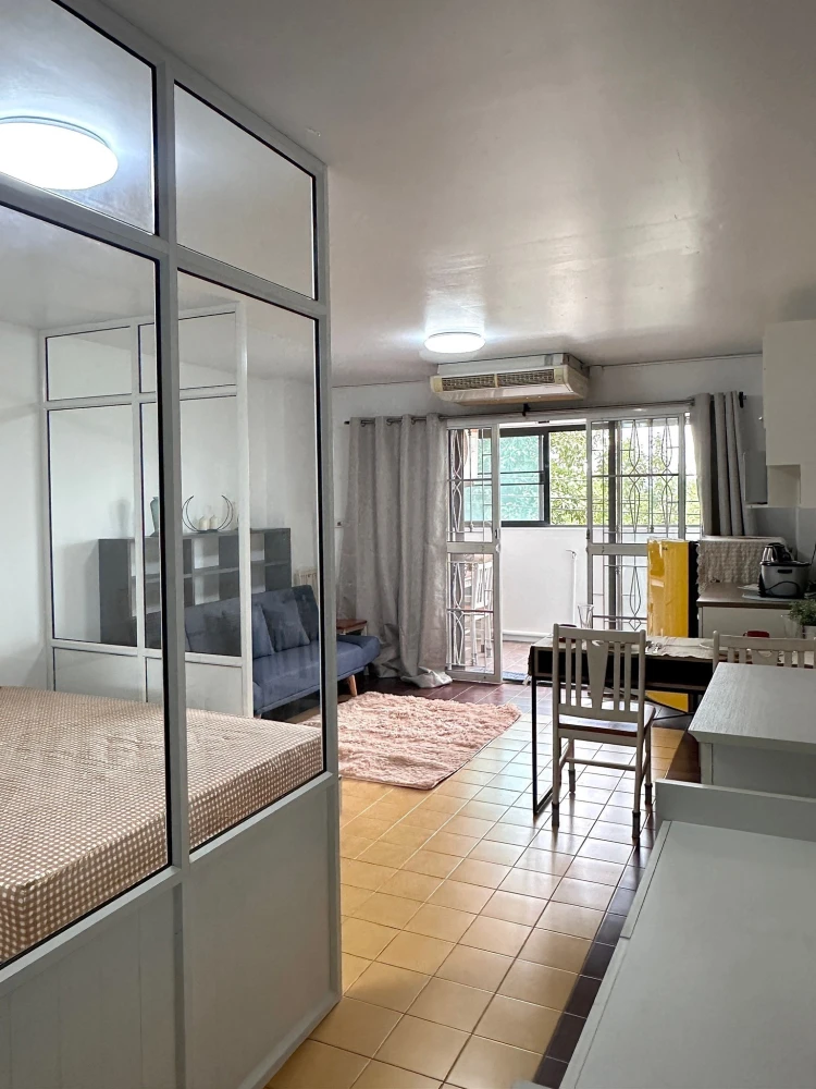 ให้เช่า ฌ็องเซลิเซ่ ติวานนท์ มีให้ครบทั้ง เฟอร์ แอร์ เครื่องใช้ไฟฟ้า ลากกระเป๋า พร้อมเข้าอยู่ได้เลย