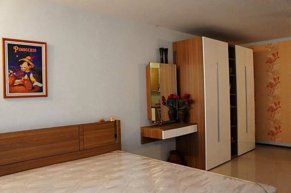 ให้เช่า ฌ็องเซลิเซ่ ติวานนท์ ห้องใหญ่พิเศษ 36 ตรม. วัสดุผสมผสานระหว่าง วัสดุแนว Crystal High-Gloss นวัตกรรมจากอิตาลี่ รีบจองเลย