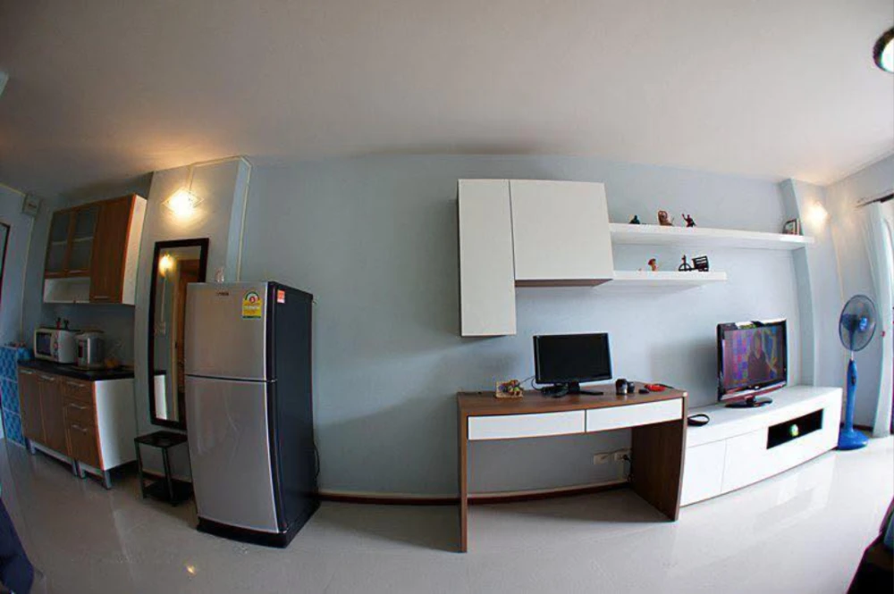 ให้เช่า ฌ็องเซลิเซ่ ติวานนท์ ห้องใหญ่พิเศษ 36 ตรม. วัสดุผสมผสานระหว่าง วัสดุแนว Crystal High-Gloss นวัตกรรมจากอิตาลี่ รีบจองเลย