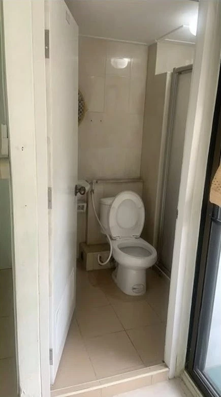 ให้เช่า ฌ็องเซลิเซ่ ติวานนท์ อาคาร C ชั้น 3 ใกล้เซเว่น พร้อมเฟอร์นิเจอร์ มาแต่ตัวเข้าอยู่ได้เลย