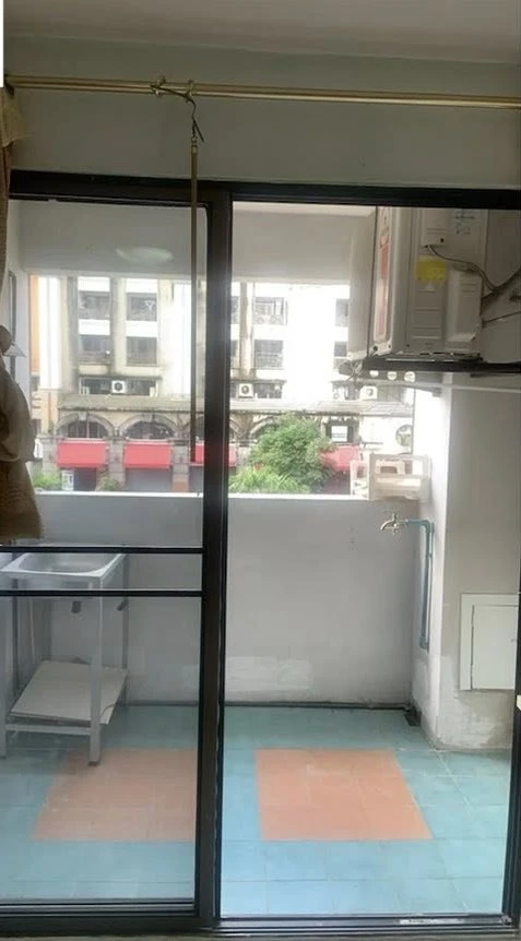 ให้เช่า ฌ็องเซลิเซ่ ติวานนท์ อาคาร C ชั้น 3 ใกล้เซเว่น พร้อมเฟอร์นิเจอร์ มาแต่ตัวเข้าอยู่ได้เลย