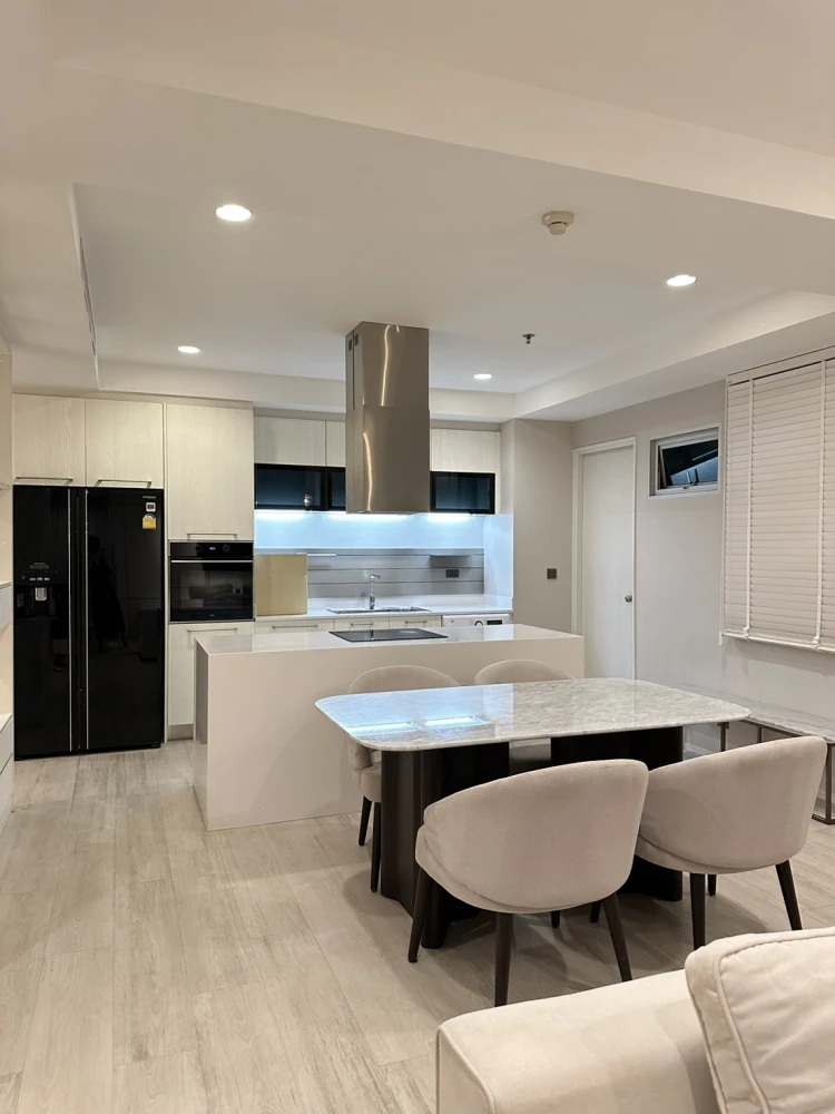 ให้เช่า ณุศาศิริ แกรนด์ ห้องพร้อมเฟอร์ + เครื่องใช้ไฟฟ้าครบ กว้างขวางน่าอยู่ จองเลยก่อนพลาด!!!