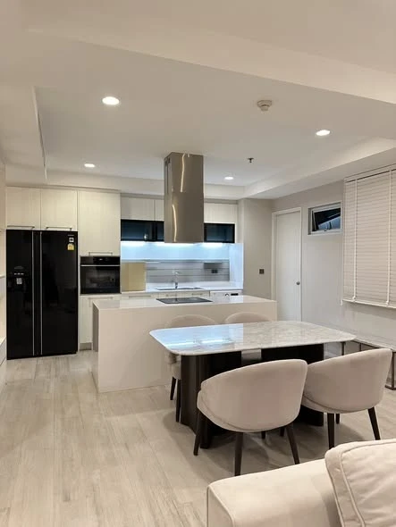 ให้เช่า ณุศาศิริ แกรนด์ ห้องพร้อมเฟอร์ + เครื่องใช้ไฟฟ้าครบ กว้างขวางน่าอยู่ จองเลยก่อนพลาด!!!