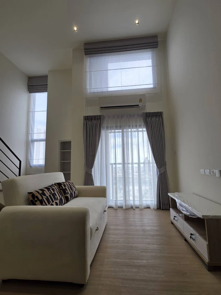 ให้เช่า ณ รีวา เจริญนคร คอนโด Duplex ห้องสวย ดีไซน์โปร่ง อยู่สบาย พร้อมเข้าอยู่