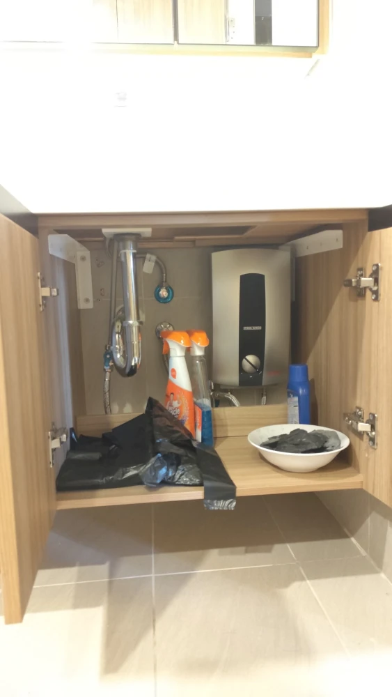 ให้เช่า ณ วรา เรสซิเดนซ์ คอนโด 2 ห้องนอน (ห้องมุม) ห้องใหญ่อยู่สบาย ไม่อึดอัด สนใจจองเลย