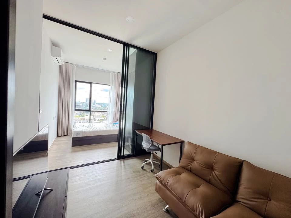 ให้เช่า ดิ ออริจิ้น ปลั๊ก แอนด์ เพลย์ รามอินทรา ไม่มีตึกสูงฝั่งตรงข้ามไม่อึดอัด ไม่ติดห้องขยะ จองเลย