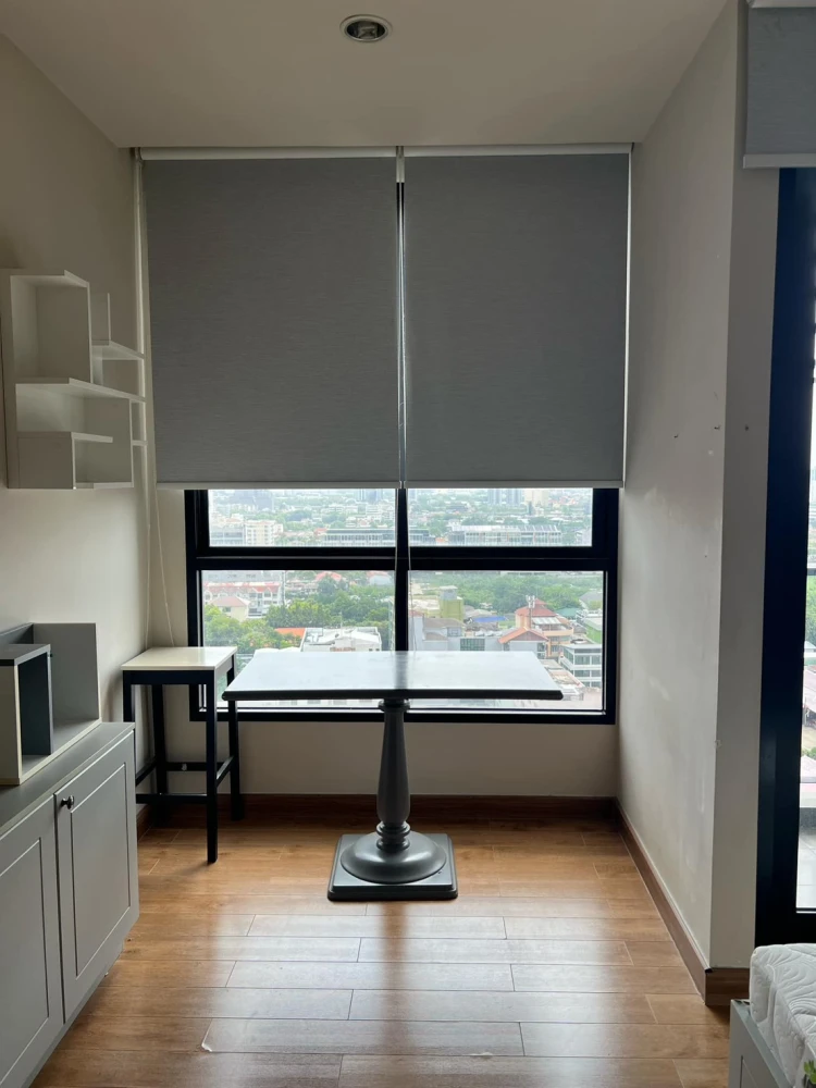 ให้เช่า ดิ เอดิเตอร์ ห้องพร้อมอยู่ เฟอร์พร้อม หิ้วกระเป๋ามาได้เลย!!