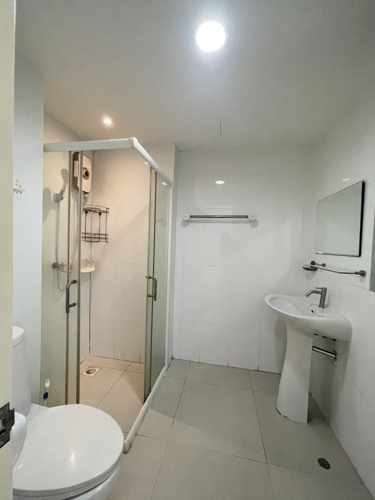 ให้เช่า!! ดิ เอสเคป คอนโดมิเนียม สุขุมวิท 101/1 ชั้น 1 ตึก C ห้องแต่งสวยมาก เฟอร์นิเจอร์ครบ พร้อมอยู่ ห้ามพลาด!!