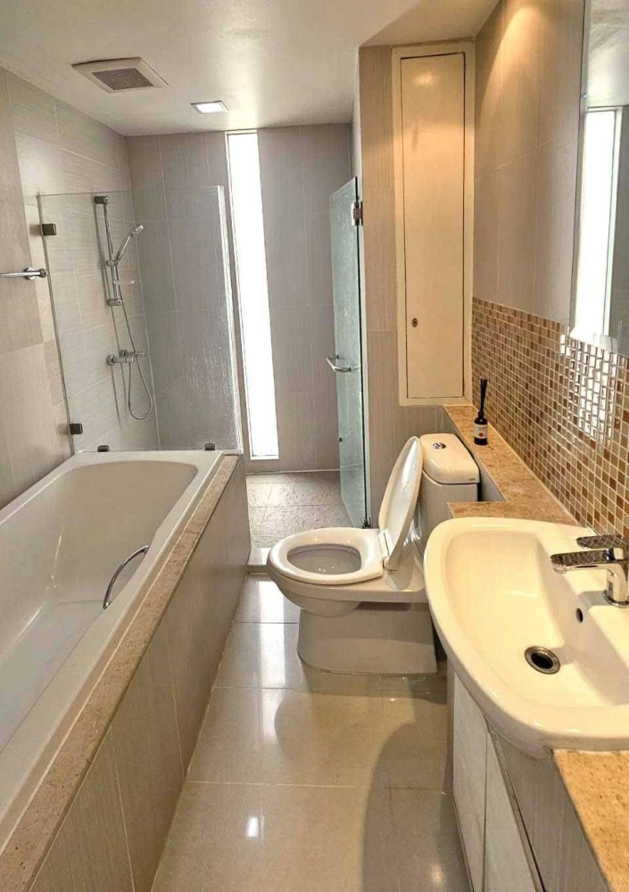 ให้เช่า!! ดิ แอลโคฟ 49 ชั้น 4 ห้องตกแต่งสวย เฟอร์นิเจอร์ครบ พร้อมอยู่ รีบจองเลย!!
