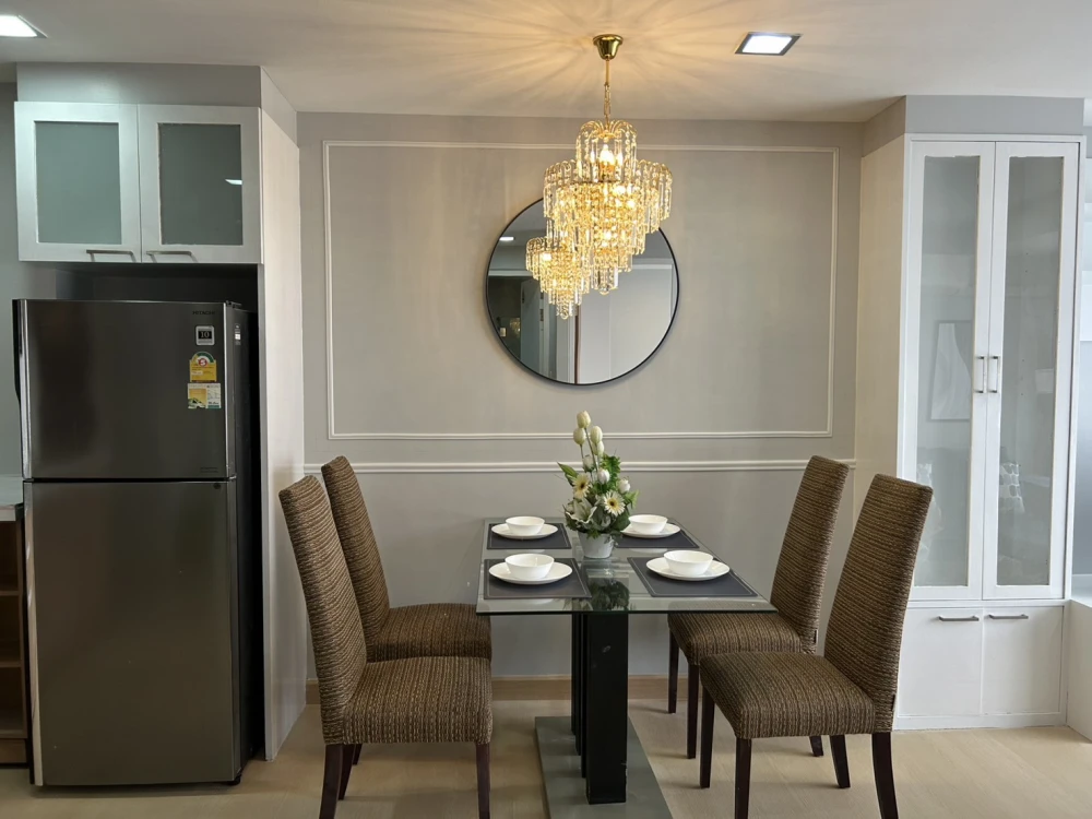 ให้เช่า ดิ แอลโคฟ 49 ห้องตกแต่งบิ้วอิน มีเครื่องใช้ไฟฟ้าครบ พร้อมอยู่อาศัย จองเลย!!