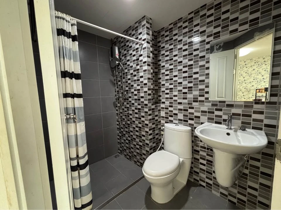 ให้เช่า ดีคอนโด รัตนาธิเบศน์ ห้องพร้อมเข้าอยู่ ราคาสบายกระเป๋า จองเลยกอนพลาด++