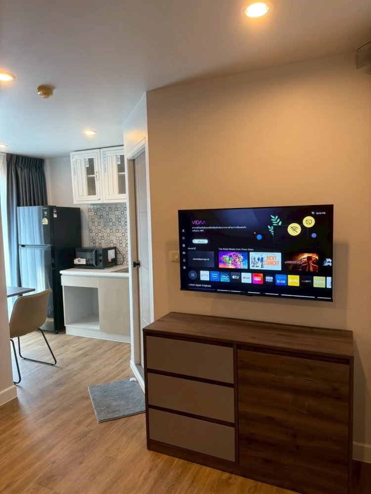 ให้เช่า ดีคอนโด รัตนาธิเบศร์ ห้องพร้อมอยู่ เฟอรืพร้อม หิ้วกระเป๋าใบเดียวเข้าอยู่ได้เลย+++