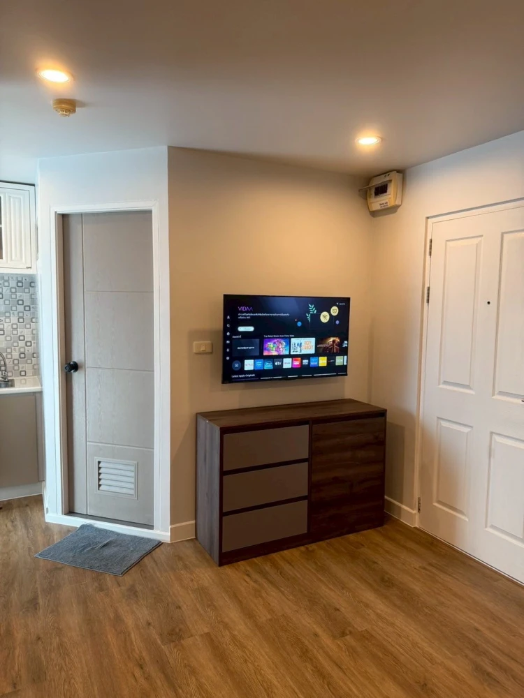 ให้เช่า ดีคอนโด รัตนาธิเบศร์ ห้องพร้อมอยู่ เฟอรืพร้อม หิ้วกระเป๋าใบเดียวเข้าอยู่ได้เลย+++