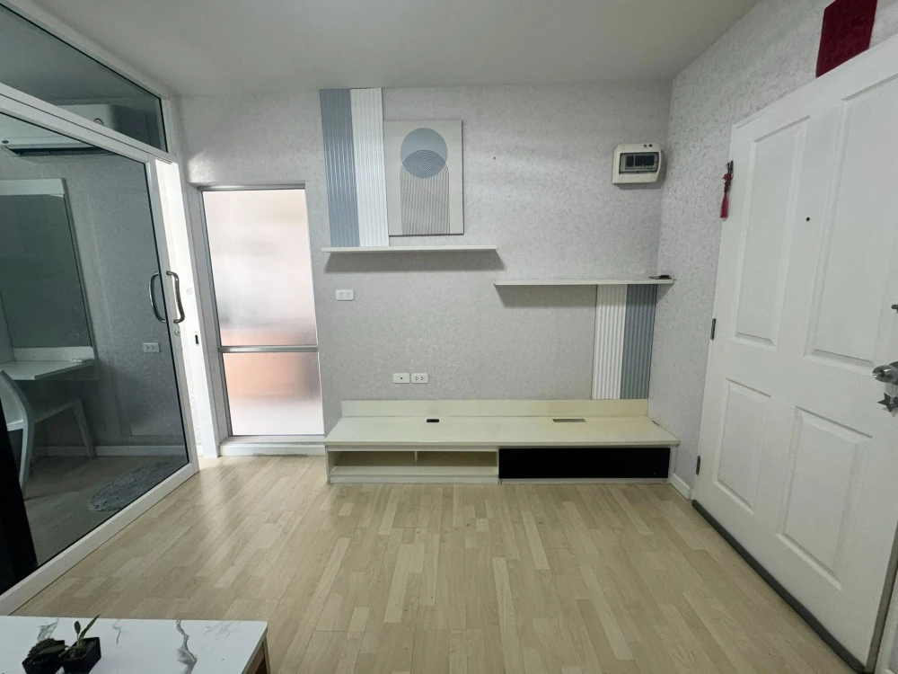 ให้เช่า ดีคอนโด รามอินทรา ห้องพร้อมอยู่ เฟอร์พร้อม ราคาสบายกระเป๋า จองเลย