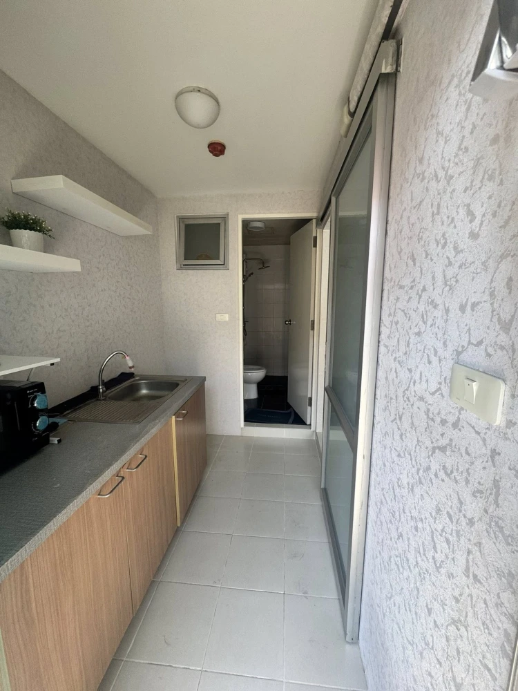 ให้เช่า ดีคอนโด รามอินทรา ห้องพร้อมอยู่ เฟอร์พร้อม ราคาสบายกระเป๋า จองเลย