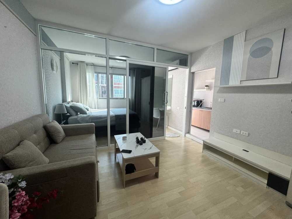 ให้เช่า ดีคอนโด รามอินทรา ห้องพร้อมอยู่ เฟอร์พร้อม ราคาสบายกระเป๋า จองเลย