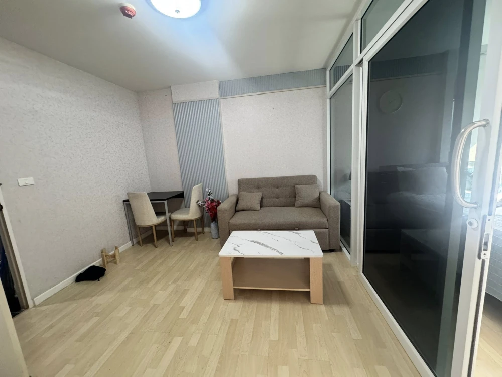 ให้เช่า ดีคอนโด รามอินทรา ห้องพร้อมอยู่ เฟอร์พร้อม ราคาสบายกระเป๋า จองเลย