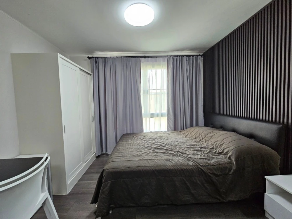 ให้เช่า ดีคอนโด แคมปัส รังสิต รีสอร์ท เฟส 1 ห้องแบบ 1 Bedroom มีบานเลื่อนกั้นส่วนห้องนั่งเล่น ราคาดี จองเลย