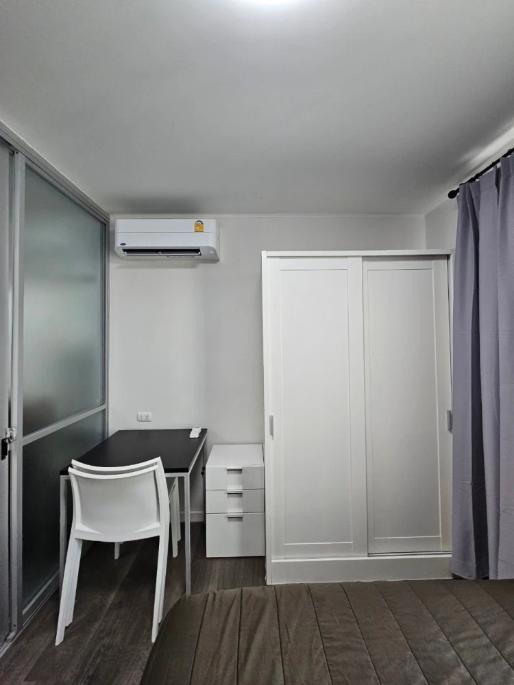 ให้เช่า ดีคอนโด แคมปัส รังสิต รีสอร์ท เฟส 1 ห้องแบบ 1 Bedroom มีบานเลื่อนกั้นส่วนห้องนั่งเล่น ราคาดี จองเลย