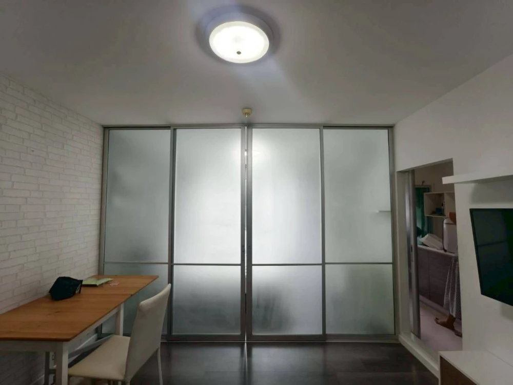 ให้เช่า ดี คอนโด แคมปัส รีสอร์ท เอแบค บางนา ชั้น 5 ตึก summer ด้านหน้า  เฟอร์ครบ พร้อมเข้าอยู่