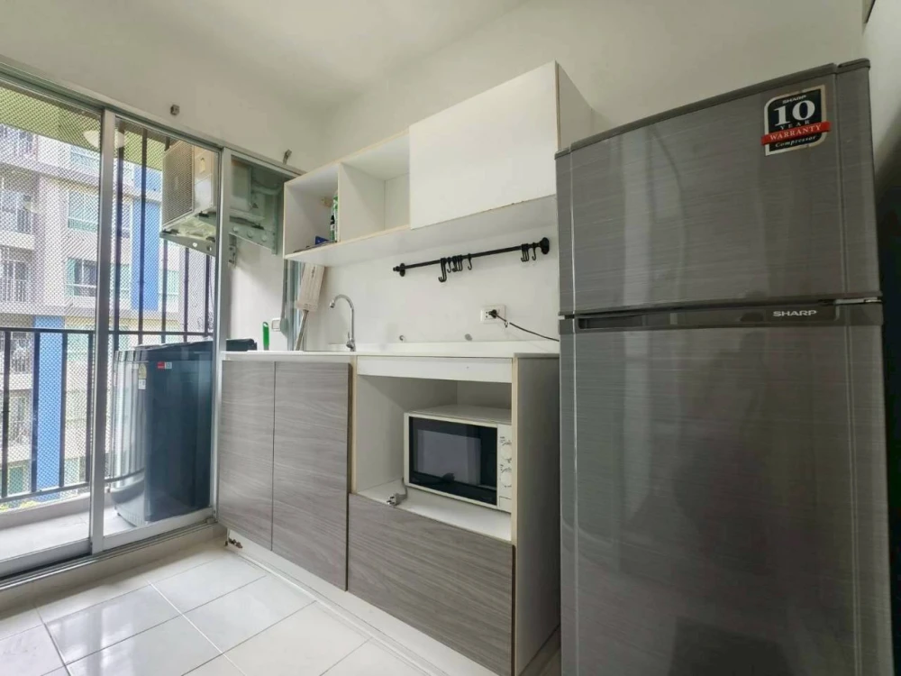 ให้เช่า ดี คอนโด แคมปัส รีสอร์ท เอแบค บางนา ชั้น 5 ตึก summer ด้านหน้า  เฟอร์ครบ พร้อมเข้าอยู่