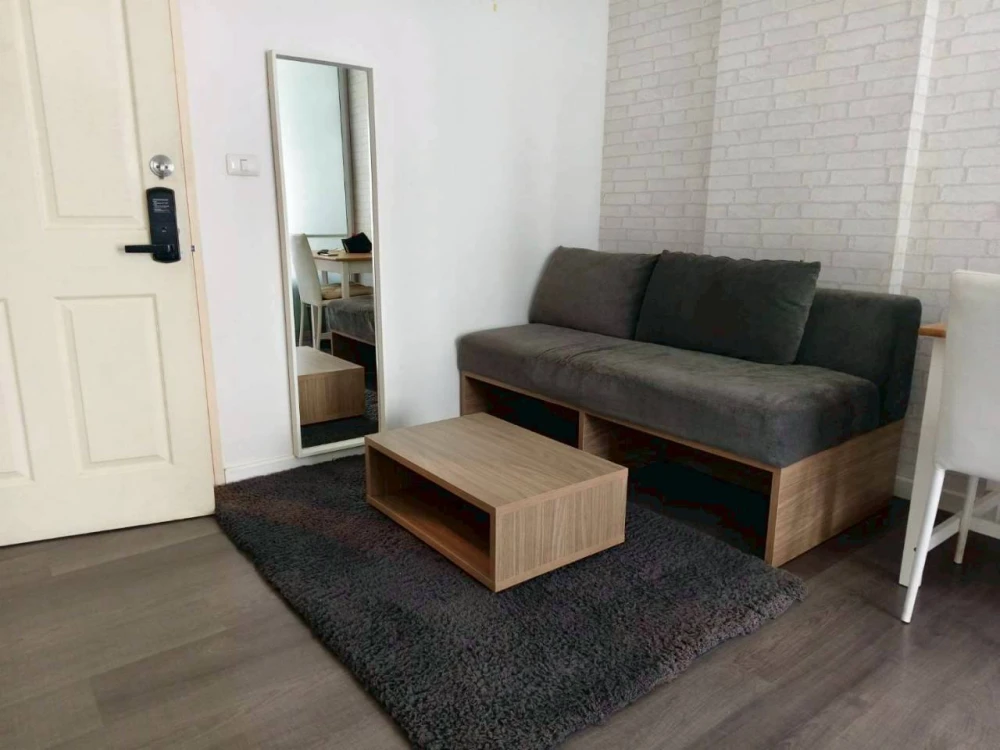 ให้เช่า ดี คอนโด แคมปัส รีสอร์ท เอแบค บางนา ชั้น 5 ตึก summer ด้านหน้า  เฟอร์ครบ พร้อมเข้าอยู่