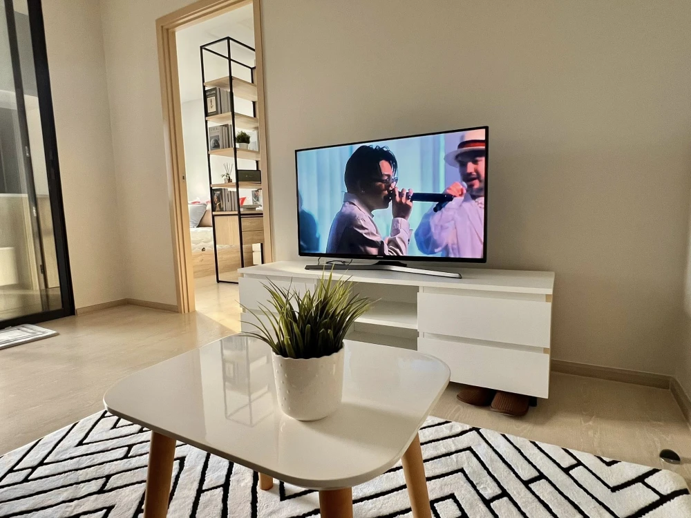 ให้เช่า นิวโน เบิล งามวงศ์วาน ห้องน่าอยู่ พร้อมเฟอร์ + เครื่องใช้ไฟฟ้าครบ จองเลย ห้ามพลาด +++