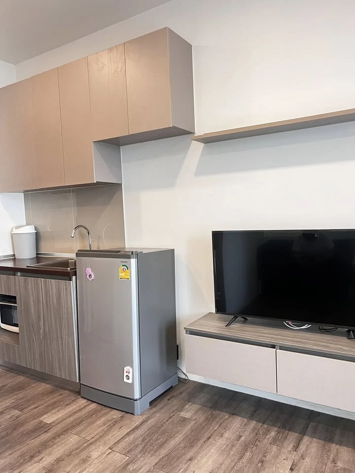 ให้เช่า บราวน์ คอนโด รัชดา 32 มีที่นอนเกรดโรงแรมอย่างดี นอนสบายเวอร์ วิวไม่มีตึกบัง น่าจองสุดๆ