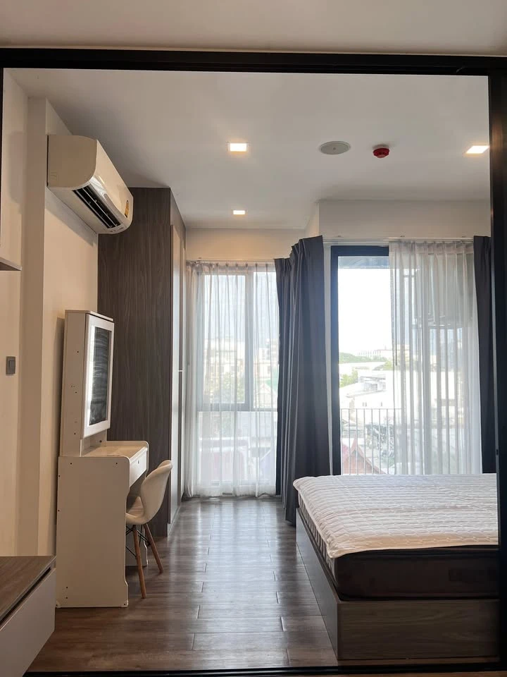 ให้เช่า บราวน์ คอนโด รัชดา 32 มีที่นอนเกรดโรงแรมอย่างดี นอนสบายเวอร์ วิวไม่มีตึกบัง น่าจองสุดๆ
