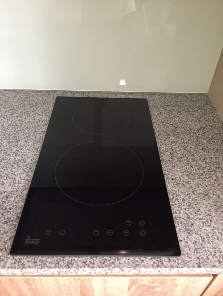 ให้เช่า บลอสซั่ม คอนโด แอท สาทร-เจริญราษฎร์ เดินทางสะดวก เฟอร์นิเจอร์ครบครัน ด่วน!!