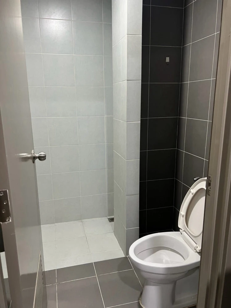 ให้เช่า บี คอนโด พหลโยธิน มีเครื่องใช้ไฟฟ้าครบครันหิ้วกระเป๋าเข้าอยู่ได้เลย