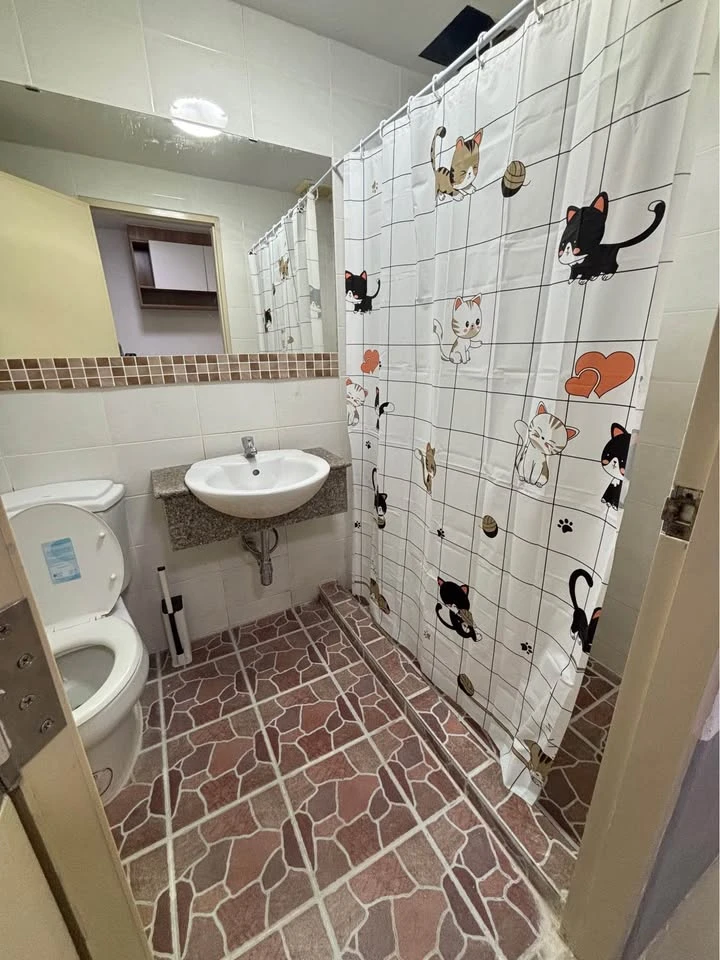 ให้เช่า บูทีค รัชดา 17 ห้องริม มีระเบียง เฟอร์นิเจอร์ครบ ตกแต่งแล้วพร้อมเข้าอยู่ได้เลย