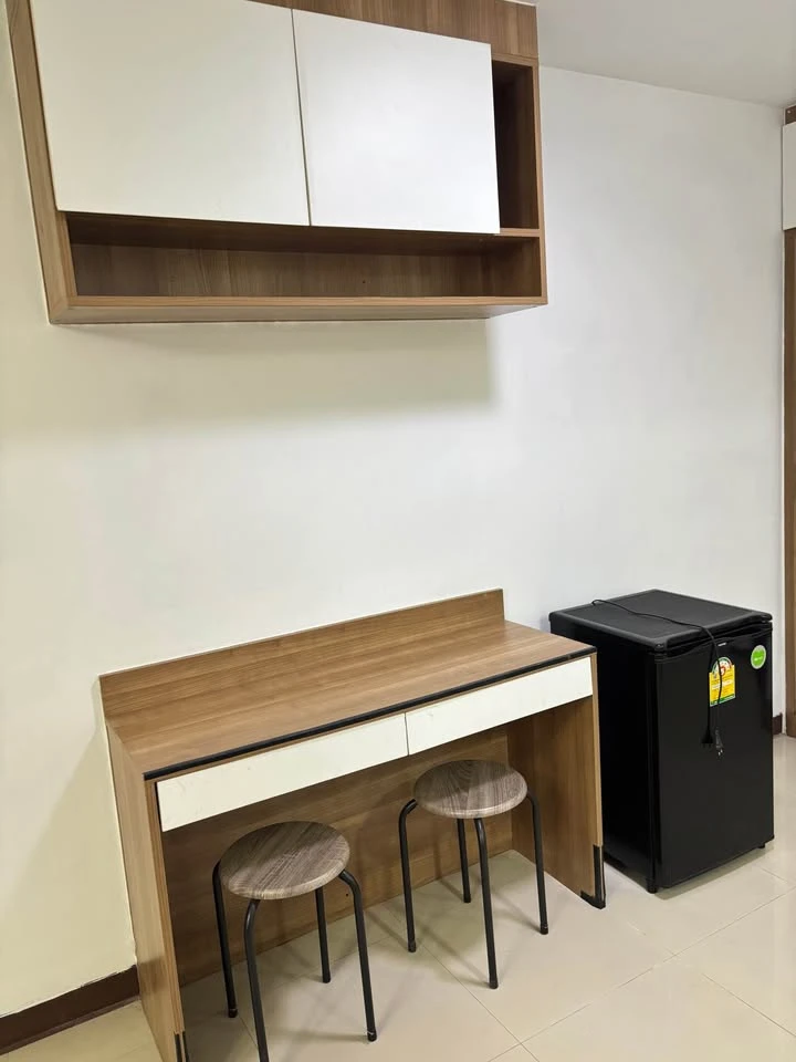 ให้เช่า บูทีค รัชดา 17 ห้องริม มีระเบียง เฟอร์นิเจอร์ครบ ตกแต่งแล้วพร้อมเข้าอยู่ได้เลย