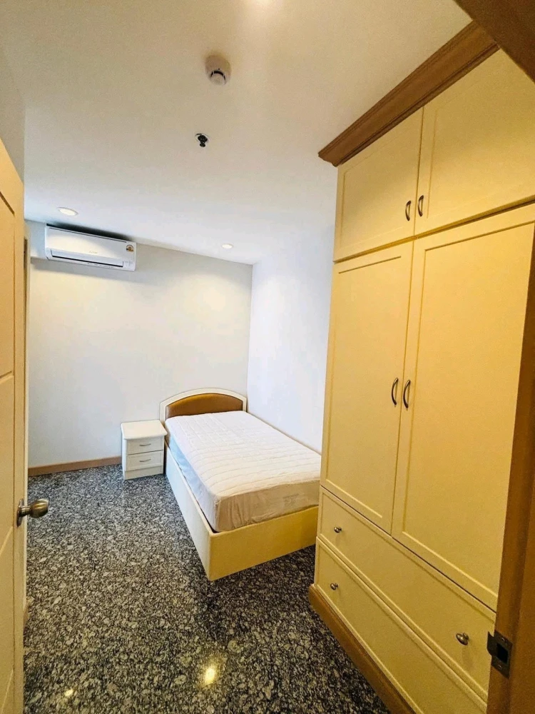 ให้เช่า ปทุมวัน รีสอร์ท 2 ห้องนอน .เพดานสูงโปร่ง โล่ง วิวสวยไม่มีตึกบัง สนใจจองเลย