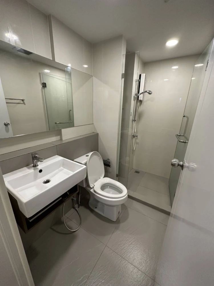 ให้เช่า พราว 3 แจ้งวัฒนะ ขนาดห้อง 35.81 ตร.ม. อยู่ชั้น 6 พื้นที่ใช้สอยเยอะ อยู่แล้วไม่อึดอัด ห้ามพลาด