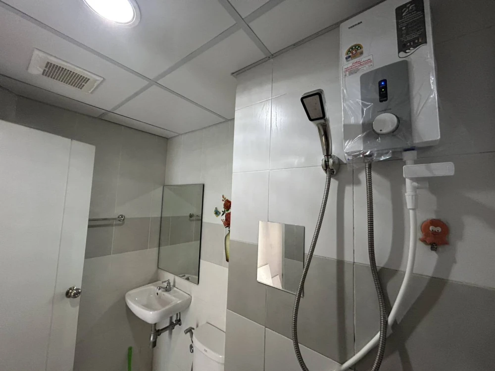 ให้เช่า พลัม คอนโด สามัคคี ห้องพร้อมอยู่ เฟอร์พร้อม ราคาสบายกระเป๋า จองเลย