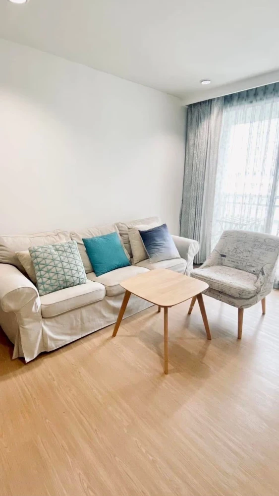 ให้เช่า พลัส 38 ฮิป ห้องตกแต่งเรียบง่ายแต่ดูดีและครบครัน ห้องสว่างสะอาดเรียบร้อยมากเวอร์ รีบจองเลย