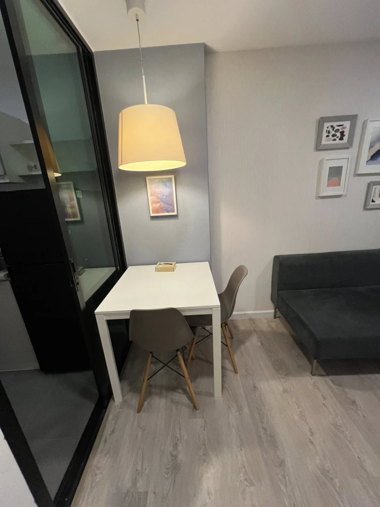 ให้เช่า พอส สุขุมวิท 115 เฟอร์นิเจอร์ครบ ติดวอลเปเปอร์อย่างดี มีเครื่องใช้ไฟฟ้าจัดเต็ม จองเลย