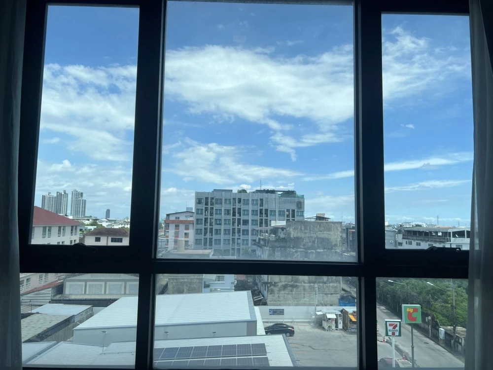 ให้เช่า พอส สุขุมวิท 115 เฟอร์นิเจอร์ครบ ติดวอลเปเปอร์อย่างดี มีเครื่องใช้ไฟฟ้าจัดเต็ม จองเลย