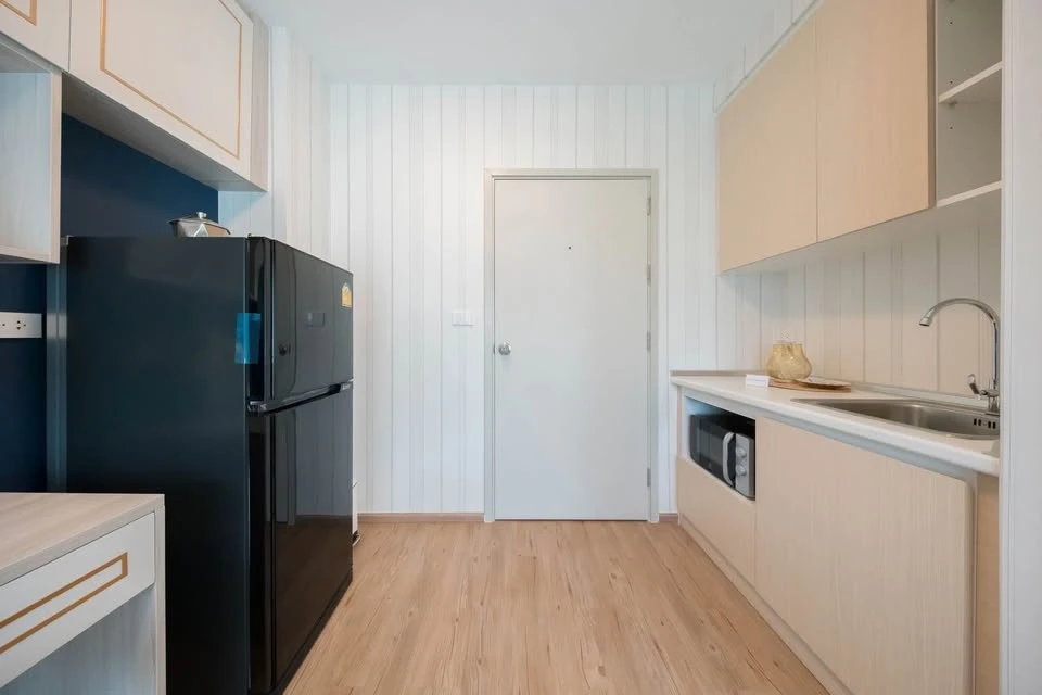 ให้เช่า!! ฟีล คอนโด ลาดพร้าว 122 ชั้น 2 ตึก B เฟอร์นิเจอร์ครบ หิ้วกระเป๋าเข้าอยู่ได้เลย ห้ามพลาด!!