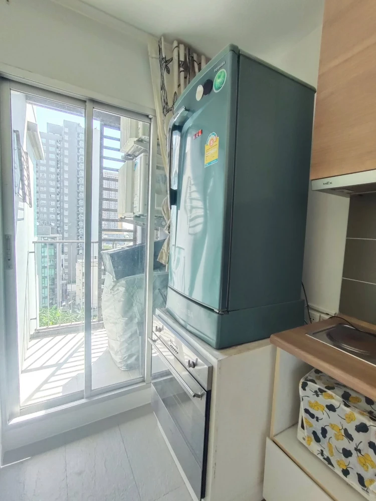 ให้เช่า ยู ไลท์ เรสซิเดนซ์ (พัฒนาการ - ทองหล่อ) เฟอร์นิเจอร์ครบ เครื่องใช้ไฟฟ้าพร้อม พร้อมหิ้วกระเป๋าเข้าได้เลย