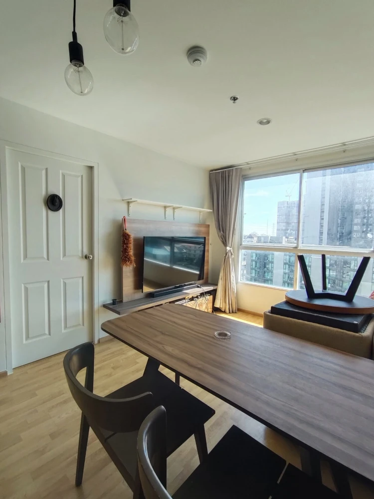 ให้เช่า ยู ไลท์ เรสซิเดนซ์ (พัฒนาการ - ทองหล่อ) เฟอร์นิเจอร์ครบ เครื่องใช้ไฟฟ้าพร้อม พร้อมหิ้วกระเป๋าเข้าได้เลย