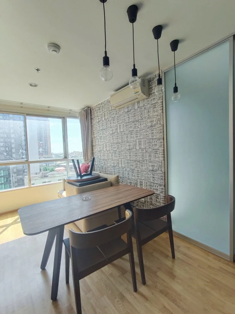 ให้เช่า ยู ไลท์ เรสซิเดนซ์ (พัฒนาการ - ทองหล่อ) เฟอร์นิเจอร์ครบ เครื่องใช้ไฟฟ้าพร้อม พร้อมหิ้วกระเป๋าเข้าได้เลย