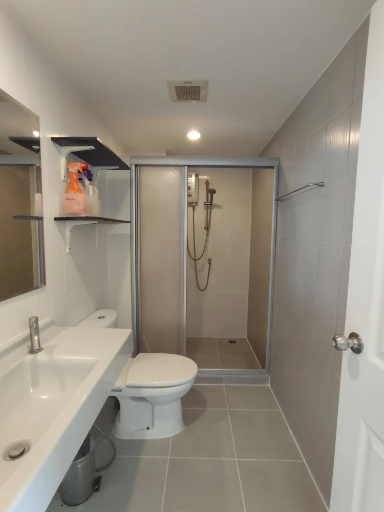 ให้เช่า ยู ไลท์ เรสซิเดนซ์ (พัฒนาการ - ทองหล่อ) เฟอร์นิเจอร์ครบ เครื่องใช้ไฟฟ้าพร้อม พร้อมหิ้วกระเป๋าเข้าได้เลย