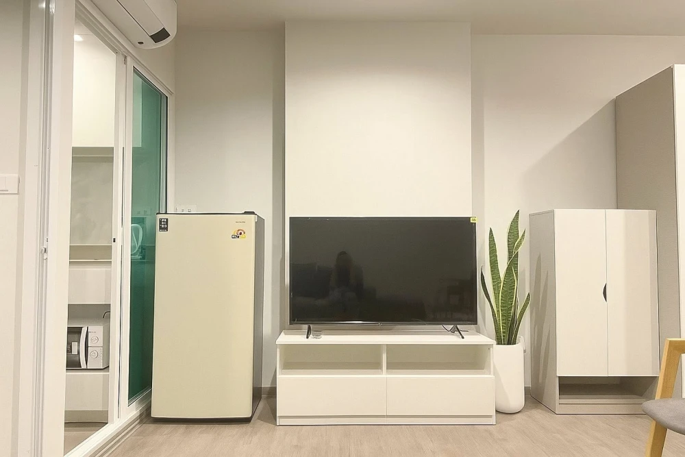 ให้เช่า รีเจนท์โฮม บางนา ชั้น 18 วิวโล่ง โปร่งสบาย   ตกแต่งครบ พร้อมเฟอร์นิเจอร์ + เครื่องใช้ไฟฟ้าครบชุด จองเลย