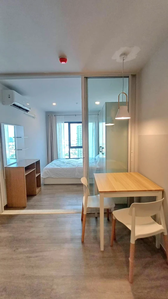 ให้เช่า รีเจ้นท์โฮม วุฒากาศ ชั้น 28 ห้องวิวเทพ กั้นห้องนอน ห้องครัวอย่างดี พลาดแล้วจะเสียดาย