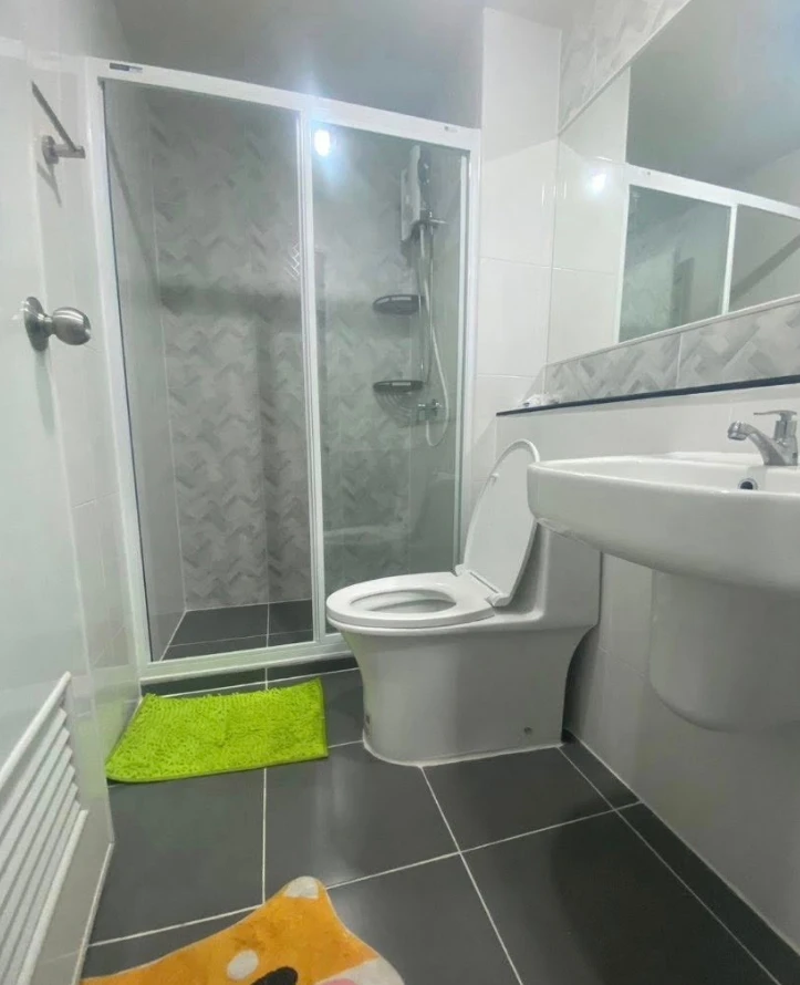 ให้เช่า รีเจ้นท์ โฮม บางนา ห้องกั้นอยกเป็นสัดส่วน แบ่งโซนลงตัว ราคาไม่แรง มาจองได้แล้ววันนี้ อย่าพลาดโอกาส